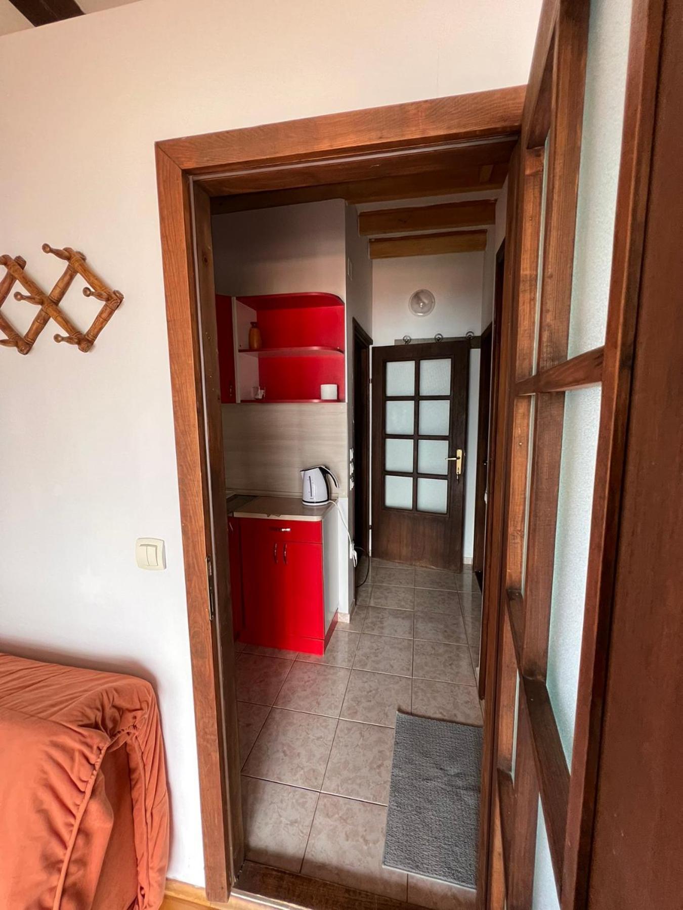 אוהריד Chardak Apartments מראה חיצוני תמונה
