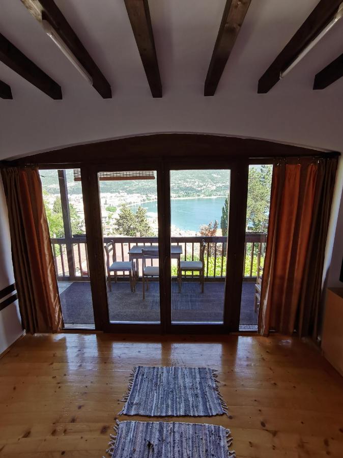 אוהריד Chardak Apartments מראה חיצוני תמונה